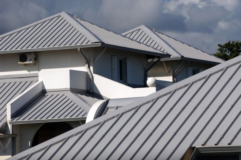Aluminum Roof Installation in Struthers, OH